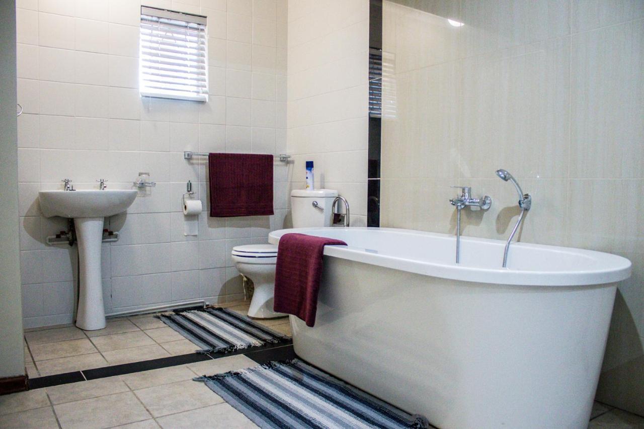 Pro Active Guest House Pretoria Exterior photo